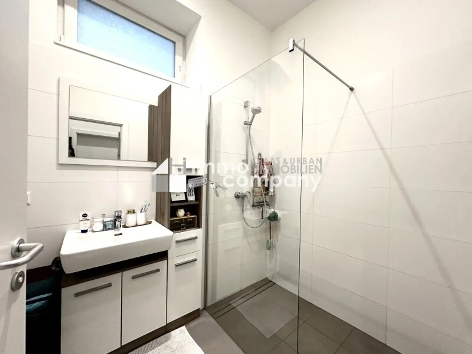Moderne 2-Zimmer-Wohnung mit U4/U6-Nähe!
