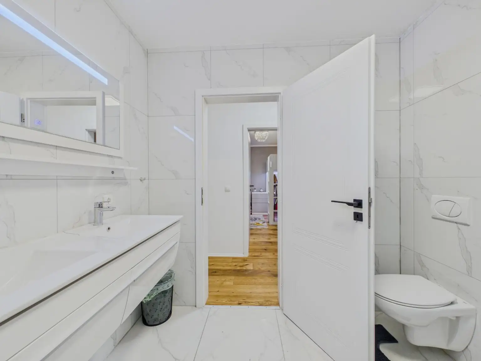 Badezimmer OG 1