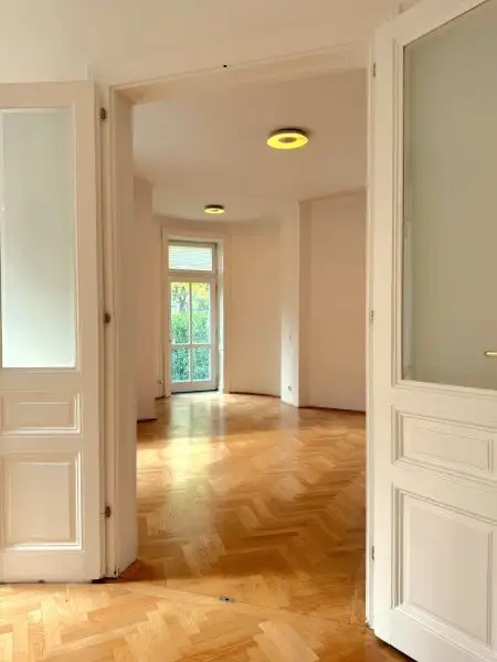 Charmanter Altbau in Gersthof - 4-Zimmer-Wohnung mit Garten in Zinsvilla