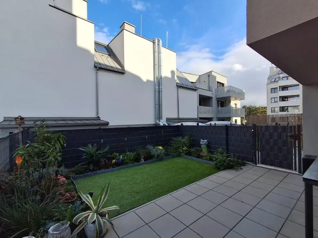 "Single-Hit! Neue vollausgestattete Garten-Wohnung mit PP nahe U1 DZ"