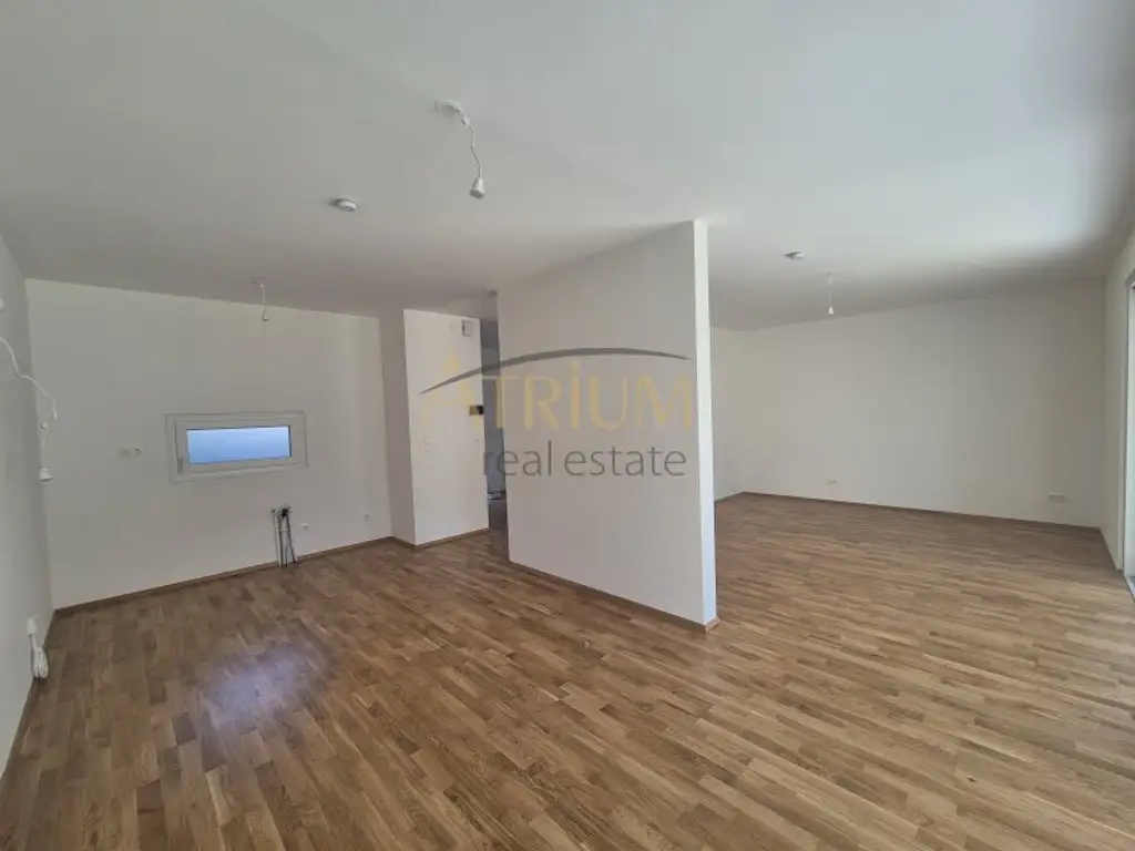 Reihenmittelhaus mit 5 Zimmer, Garten, 2 Terrassen – Erstbezug!