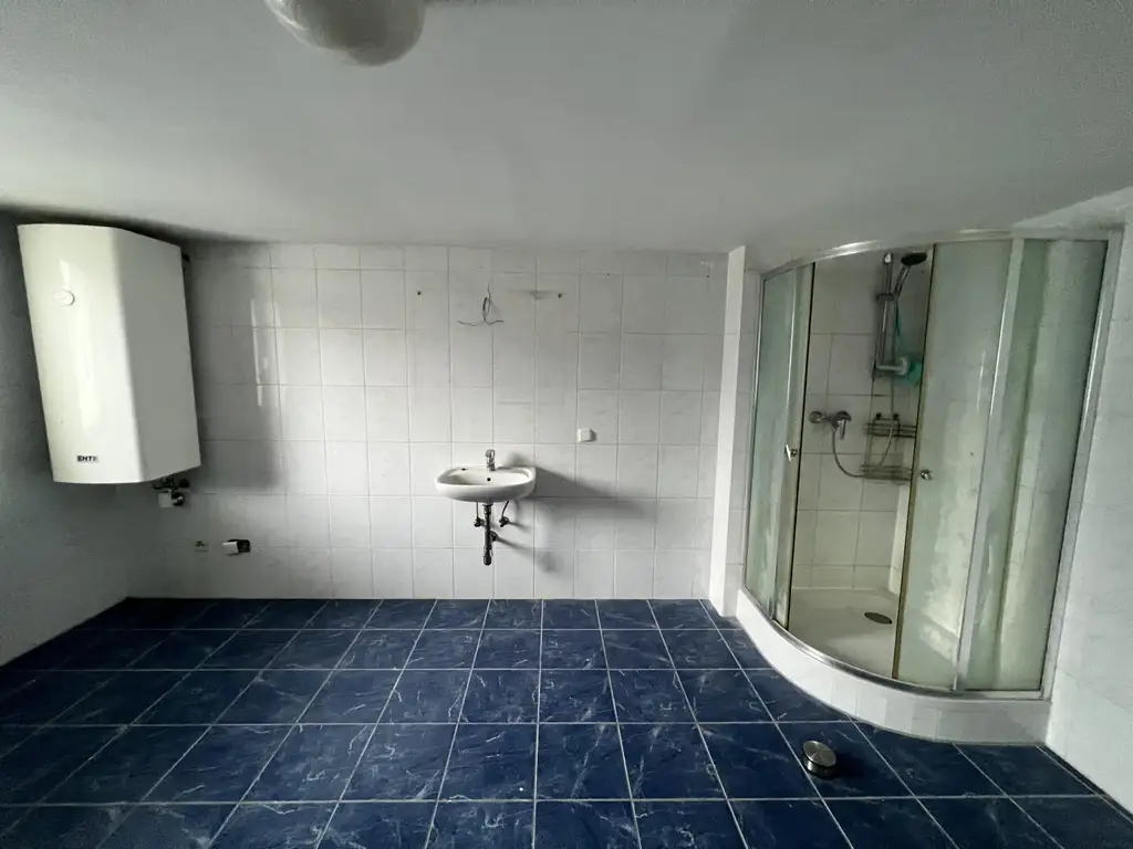 Gratkorn, Wohnung mit 3 extra Zimmer, möblierte Küche, Bad & Balkon  +Provisionsfrei+