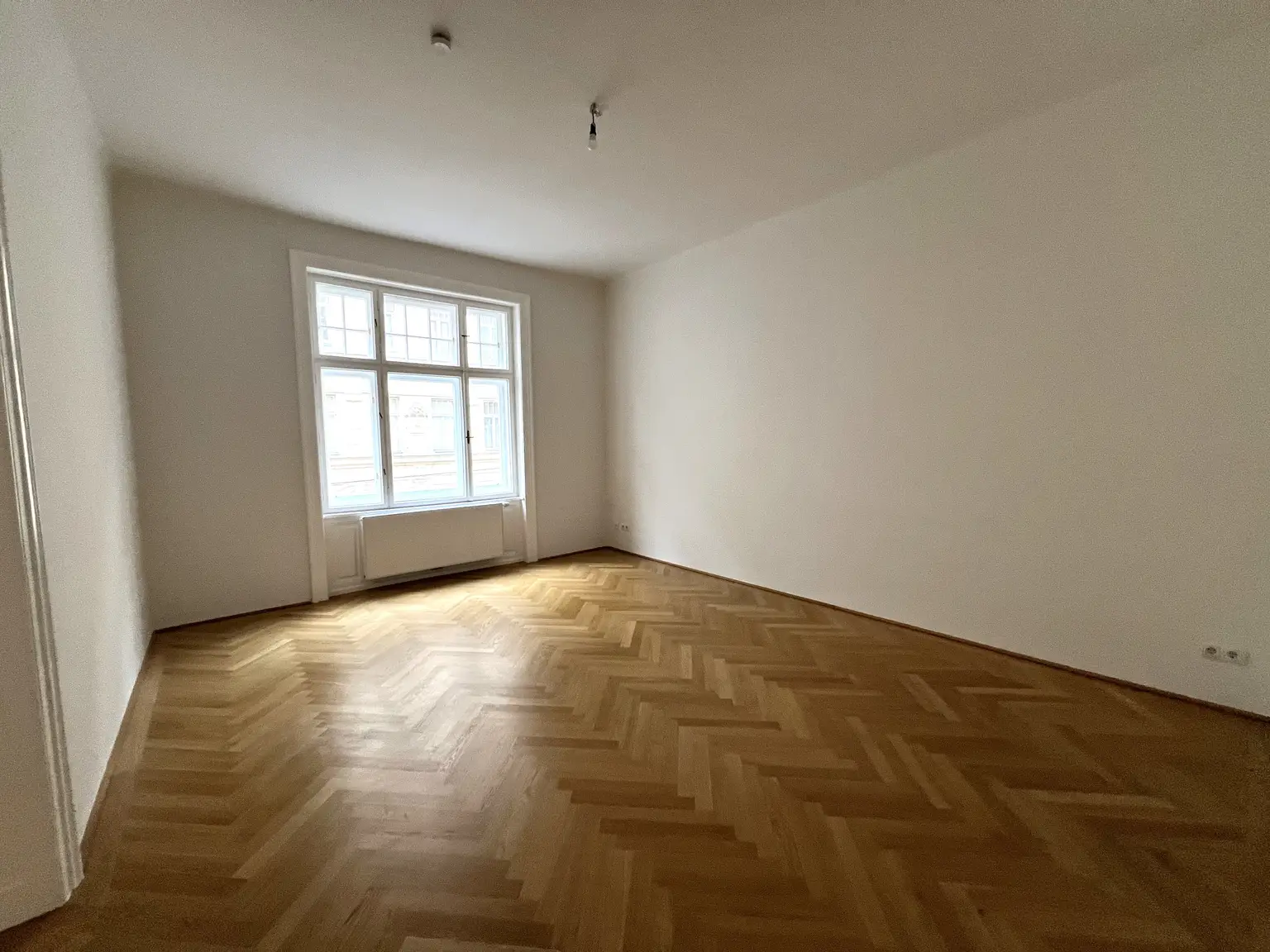 Charmante 4-Zimmer-Altbauwohnung in ruhiger Straße nahe Belvedere