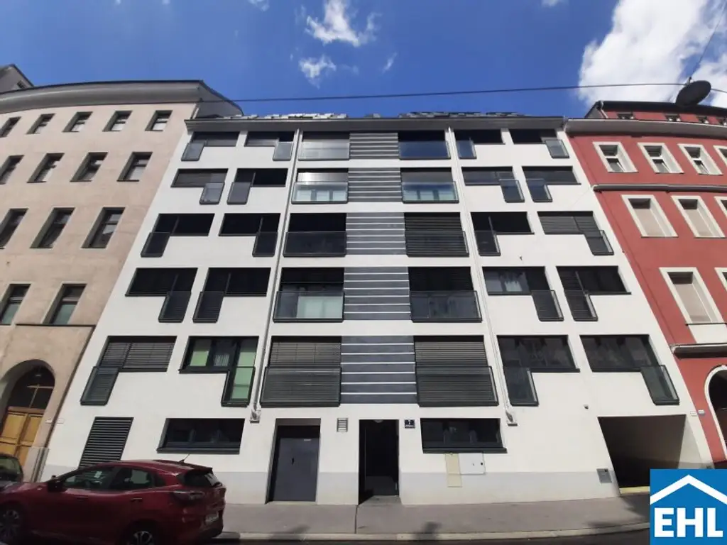 Moderne 3-Zimmer-Wohnung mit Balkon und Garagenstellplatz