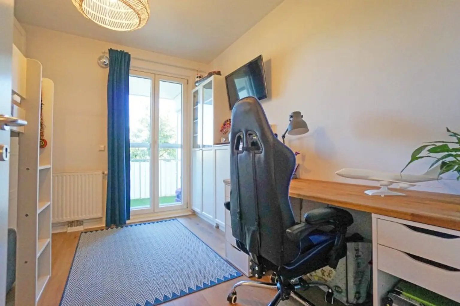 4-Zimmer Maisonettewohnung mit nord- und südseitigen Außenbereichen Nähe Liesinger Platz