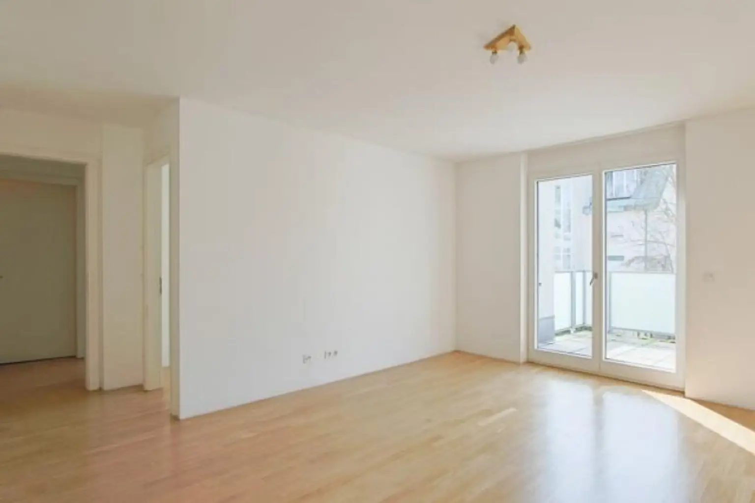 Schlafzimmer mit Terrasse