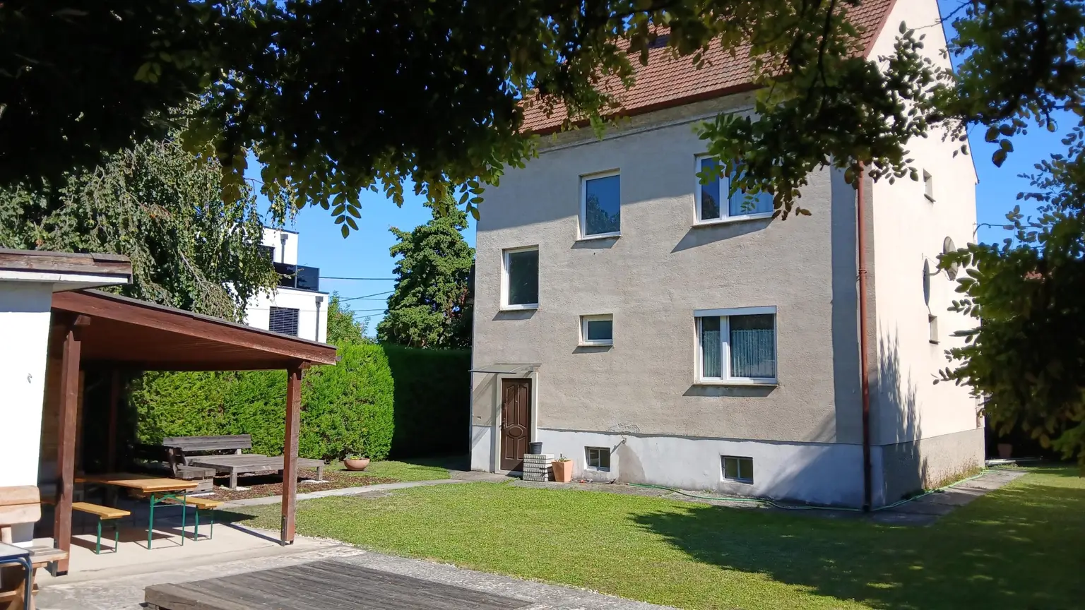Wohnhaus mit Potential oder interessant für Neubauprojekt