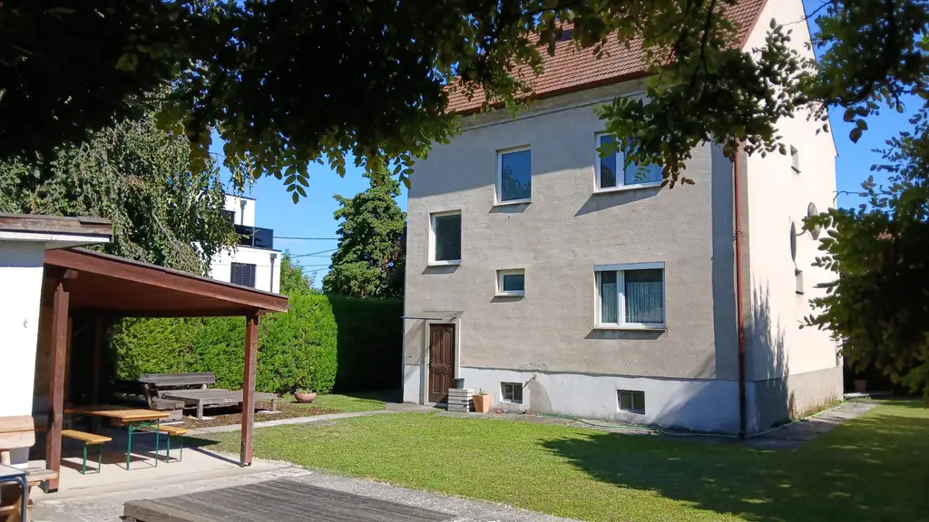 Wohnhaus mit Potential oder interessant für Neubauprojekt