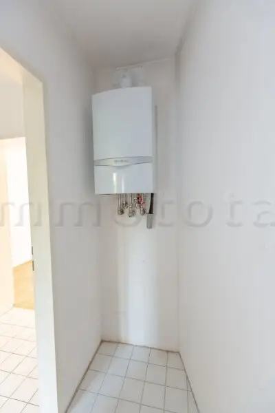 Dornbach - Pointengasse: Großzügige Terrassenwohnung mit unverbaubarem Grünblick