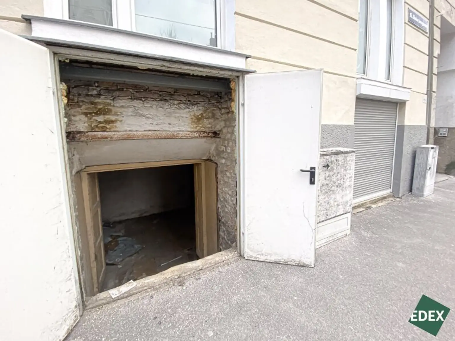 Große Werkstätte im 15. Bezirk