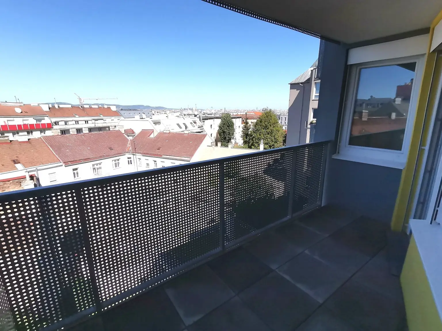 Loggia I