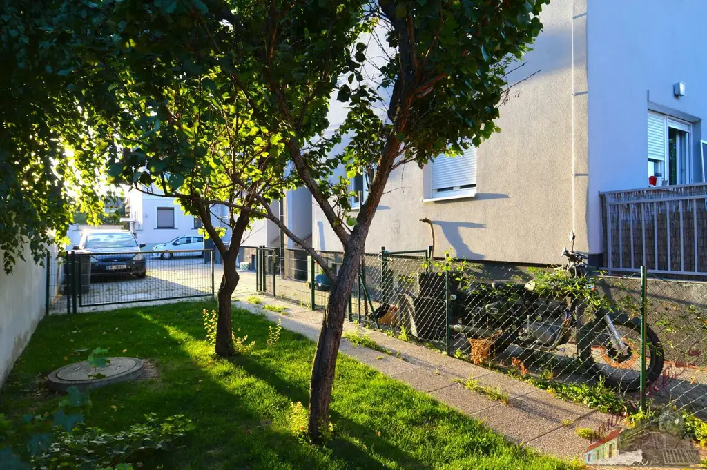 Doppelhaushälfte mit kleinem Garten im Zehnerviertel - Wohnbauförderung