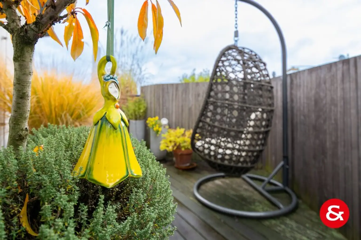 Sonnige 6-Zimmer-Terrassenwohnung mit 2 Garagenplätzen! | auch auf 2 Wohnungen teilbar!