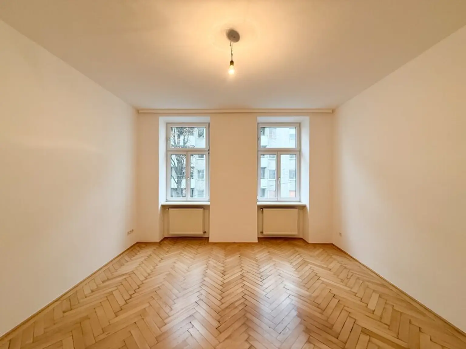 2-Zimmerwohnung mit NEUER EINBAUKÜCHE in 1120 Wien mit Lift zu vermieten