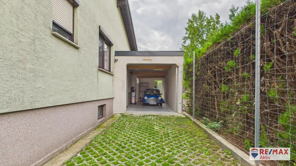 Familienfreundliches Wohnhaus mit großzügigem Garten