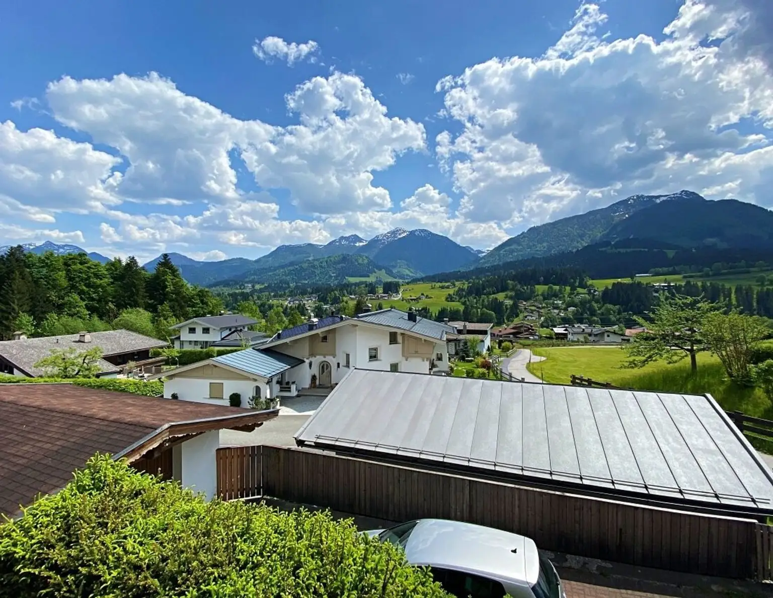 Gestalten Sie Ihr Zuhause! Einfamilienhaus mit viel Potenzial in traumhafter Panoramalage