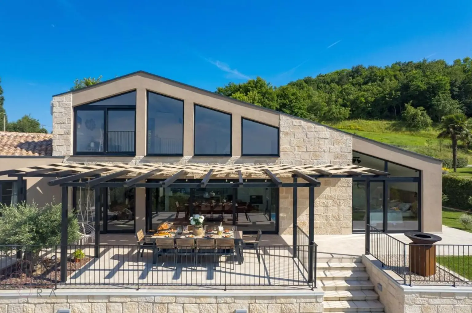 Mediterraner Rückzugsort mit Investitionspotenzial – Ihre Traumvilla in Kascerga
