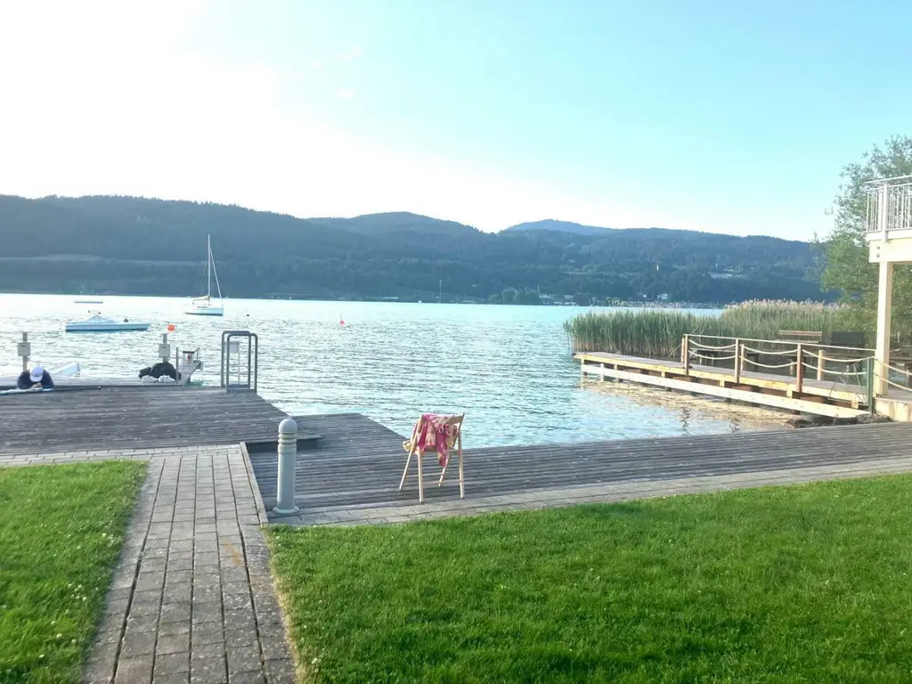 Schiefling - Penthouse Wohnung mit Seeblick und Privatstrand am Wörthersee