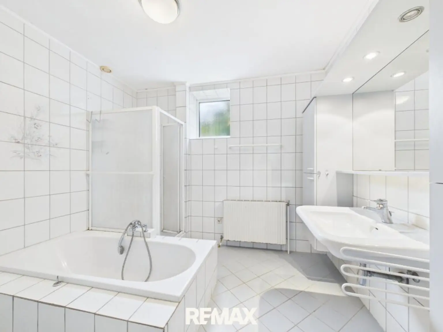 Wohnhaus/Anlage Neusiedl/See, Bad