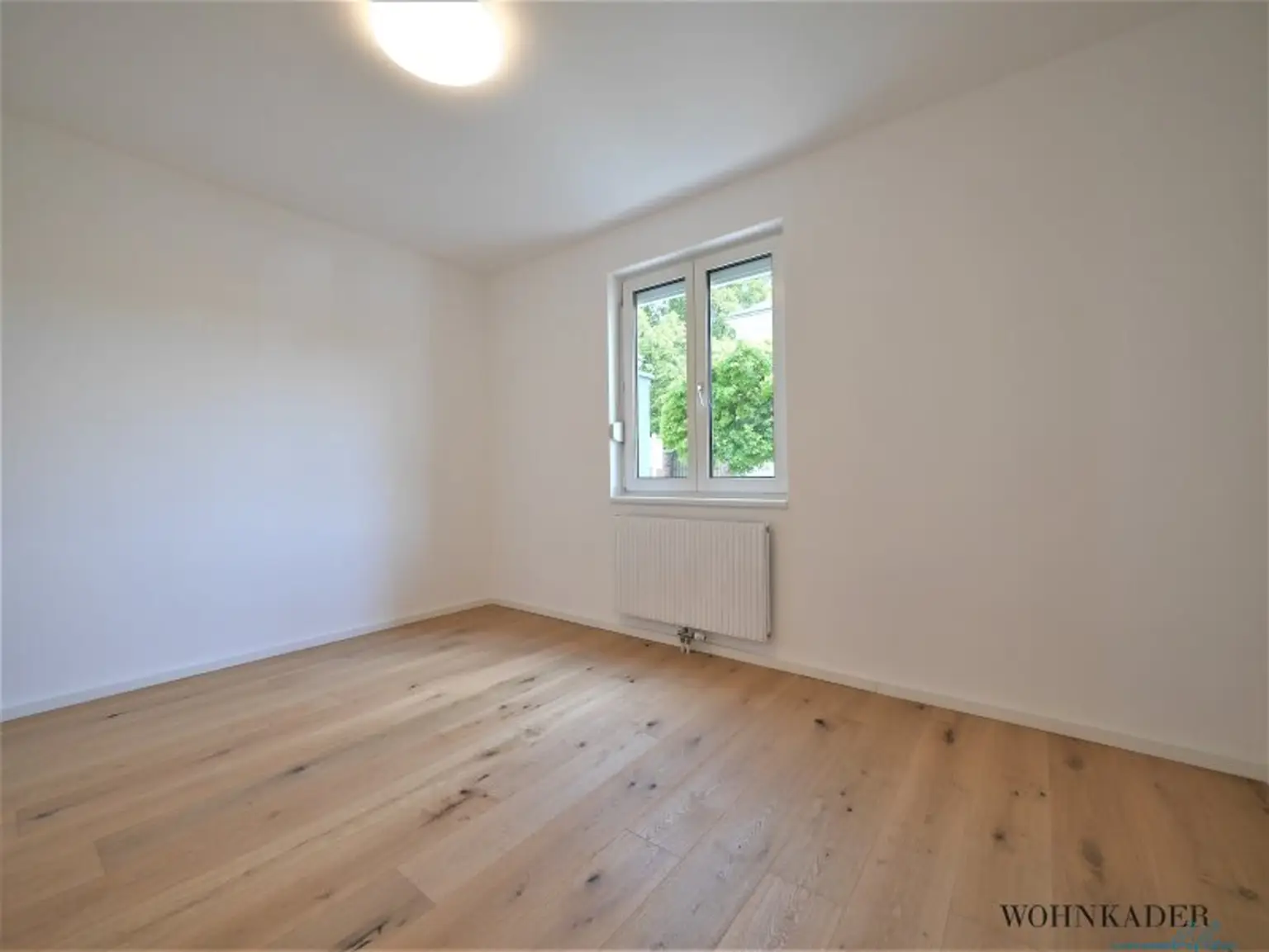 Charmante 2-Zimmer-Wohnung mit Südausrichtung mit eigenem Garagenstellplatz