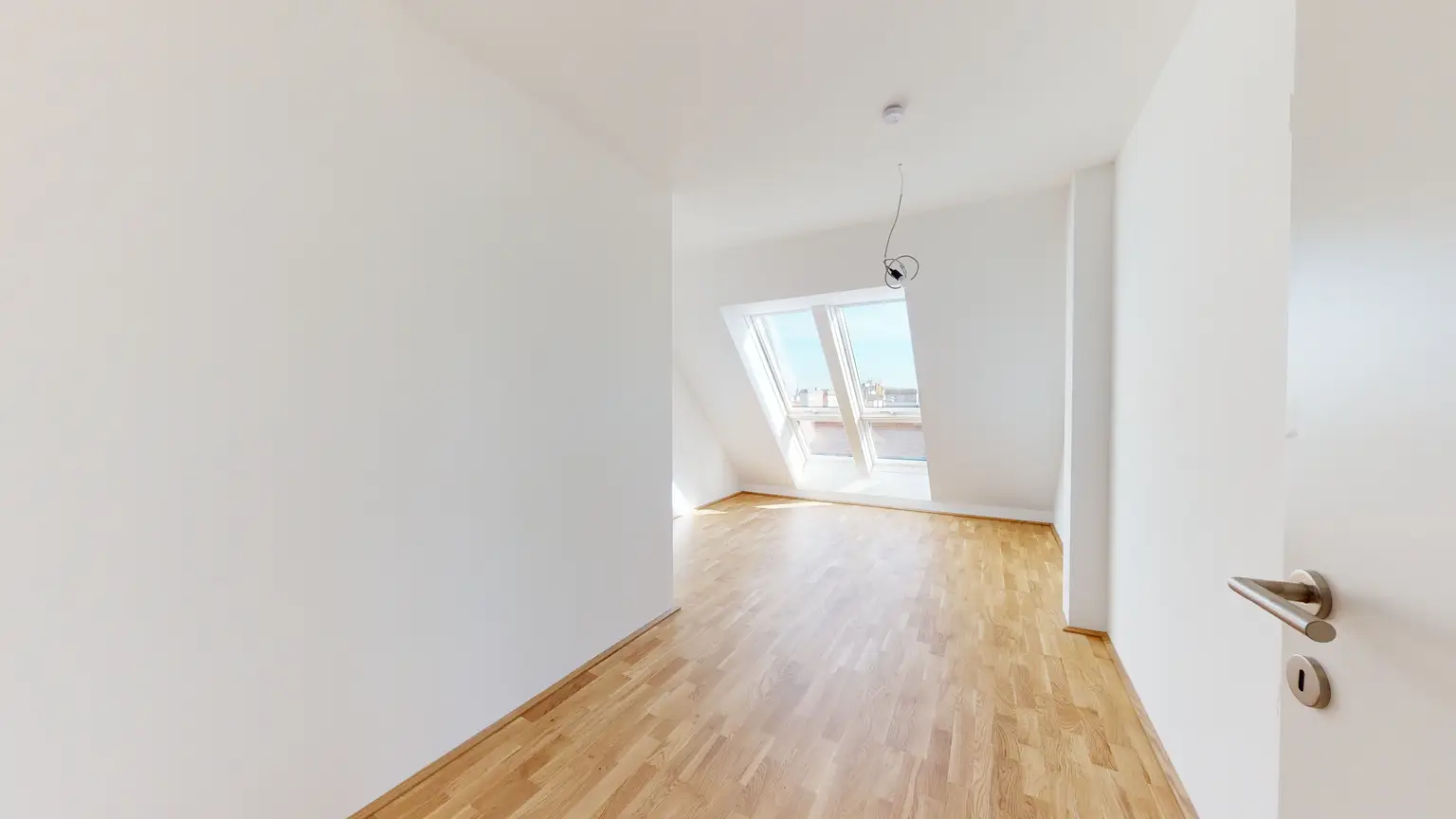 Senefeldergasse: Unbefristet - Sonnige Maisonettewohnung - Gute öffentliche Verkehrsanbindung