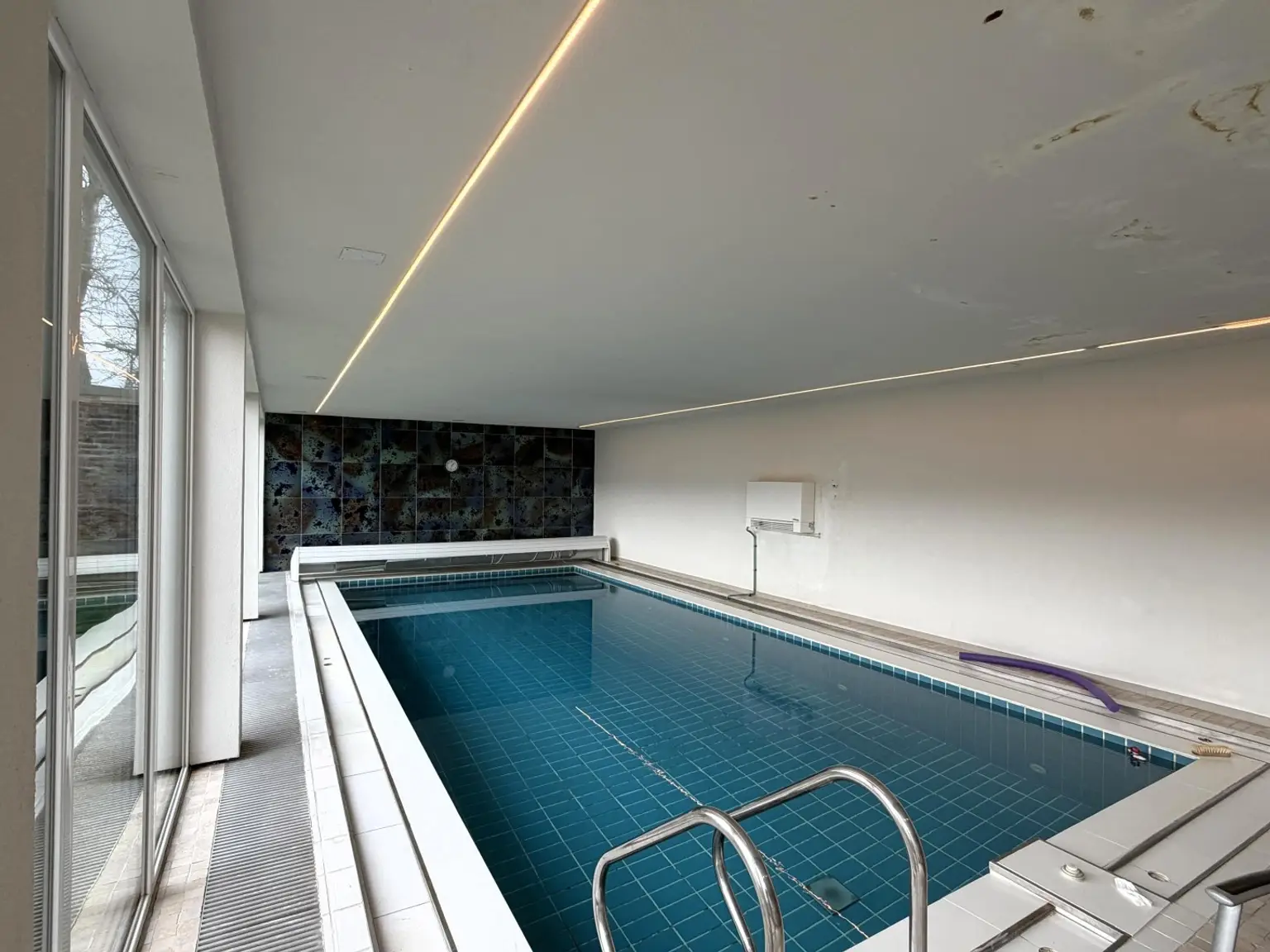 EG / Swimming-Pool, beheizt, bedeckt