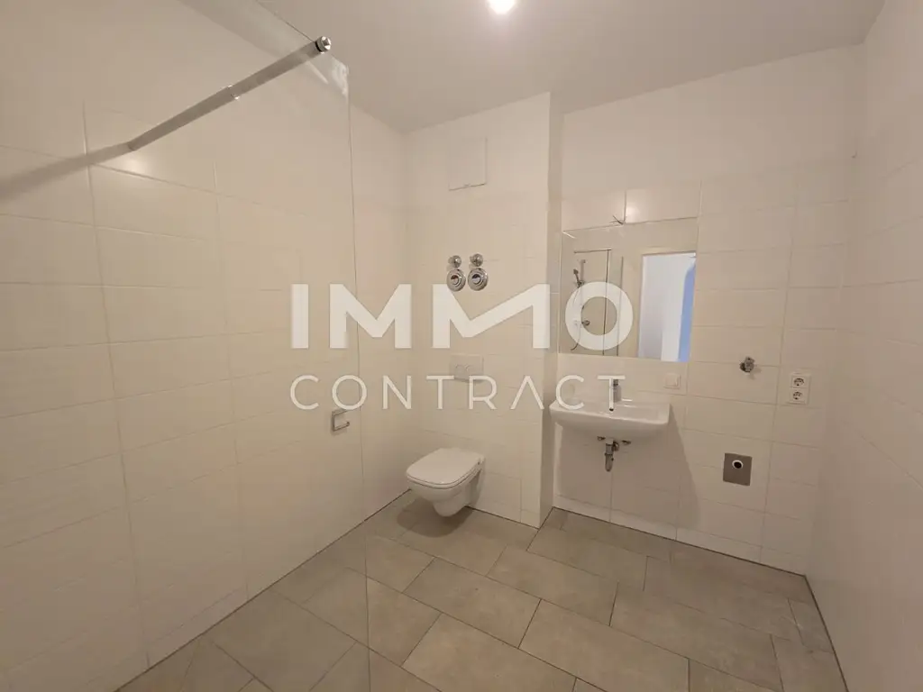 STRASSGANGER Straße 380d : Geförderte 2 Zimmer- Wohnung mit großem Balkon - Straßganger Straße 380 d - Top16d