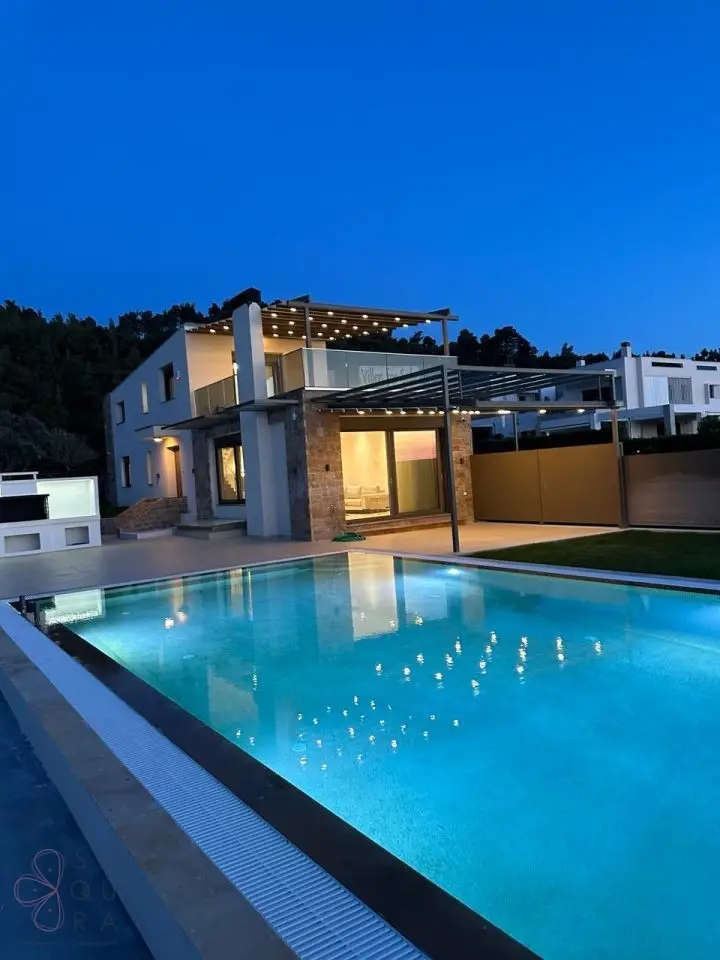 Erste Villa am Ufer – Ihr privates Paradies in Posidi