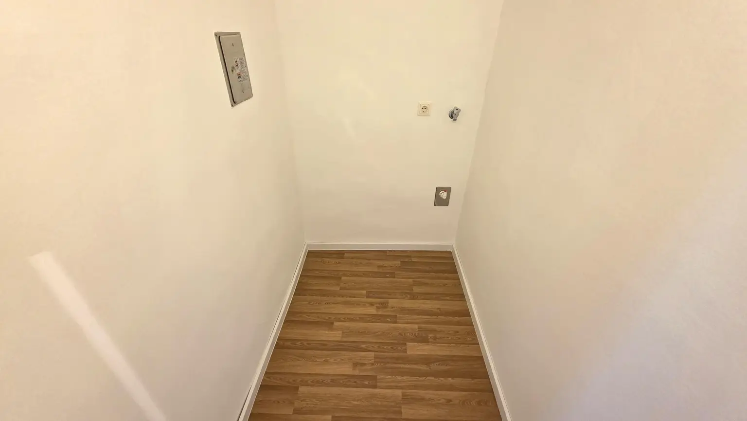 TOP-ausgestattete Altbauwohnung ++ U1 Nähe ++ UNBEFRISTET