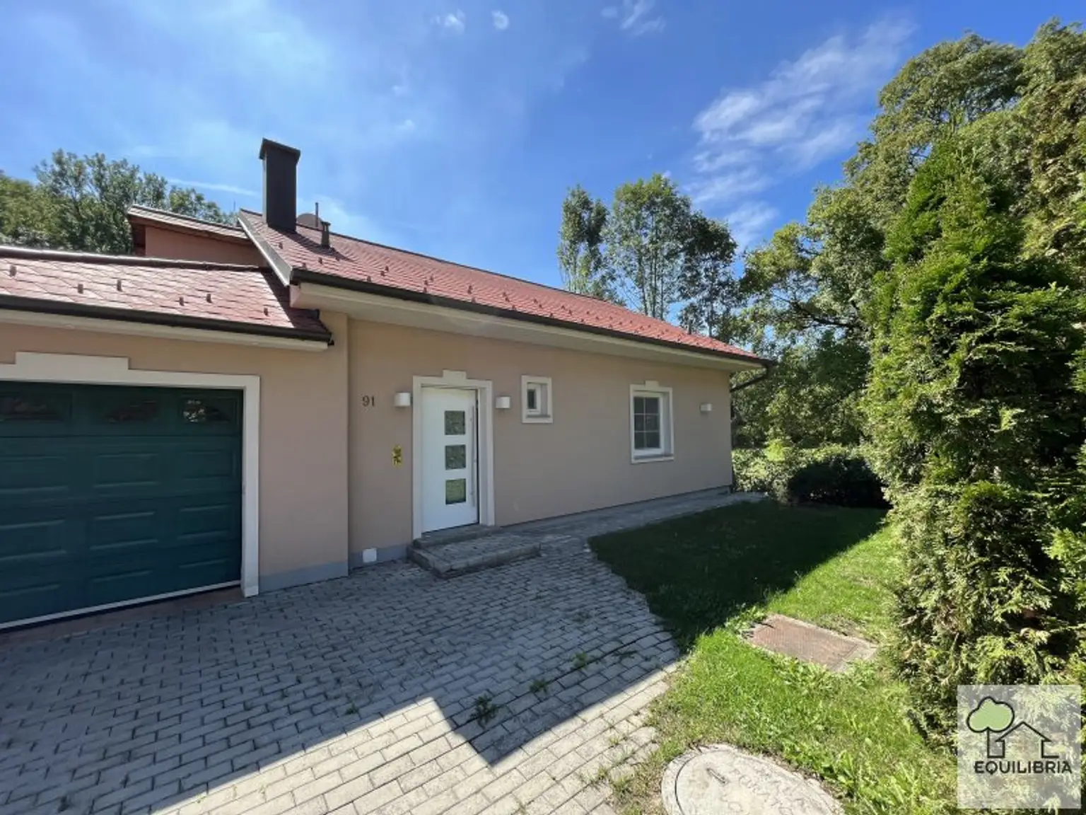 5 Zimmer, ca. 238m² Wohnfläche in Mietvilla in Weidling