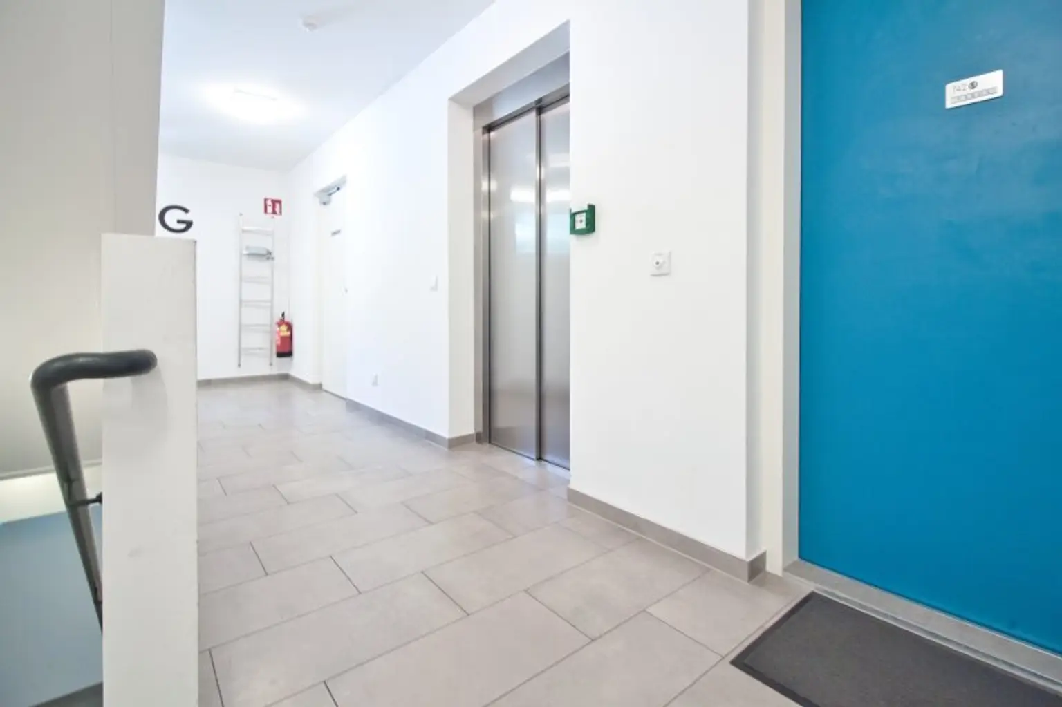 Wohlfühlwohnung mit 4 Zimmern | Terrasse mit Beschattung | Klima | zentral begehbar & ruhig gelegen