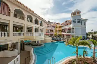 Atanaus-Los-Cristianos-Tenerife (7)