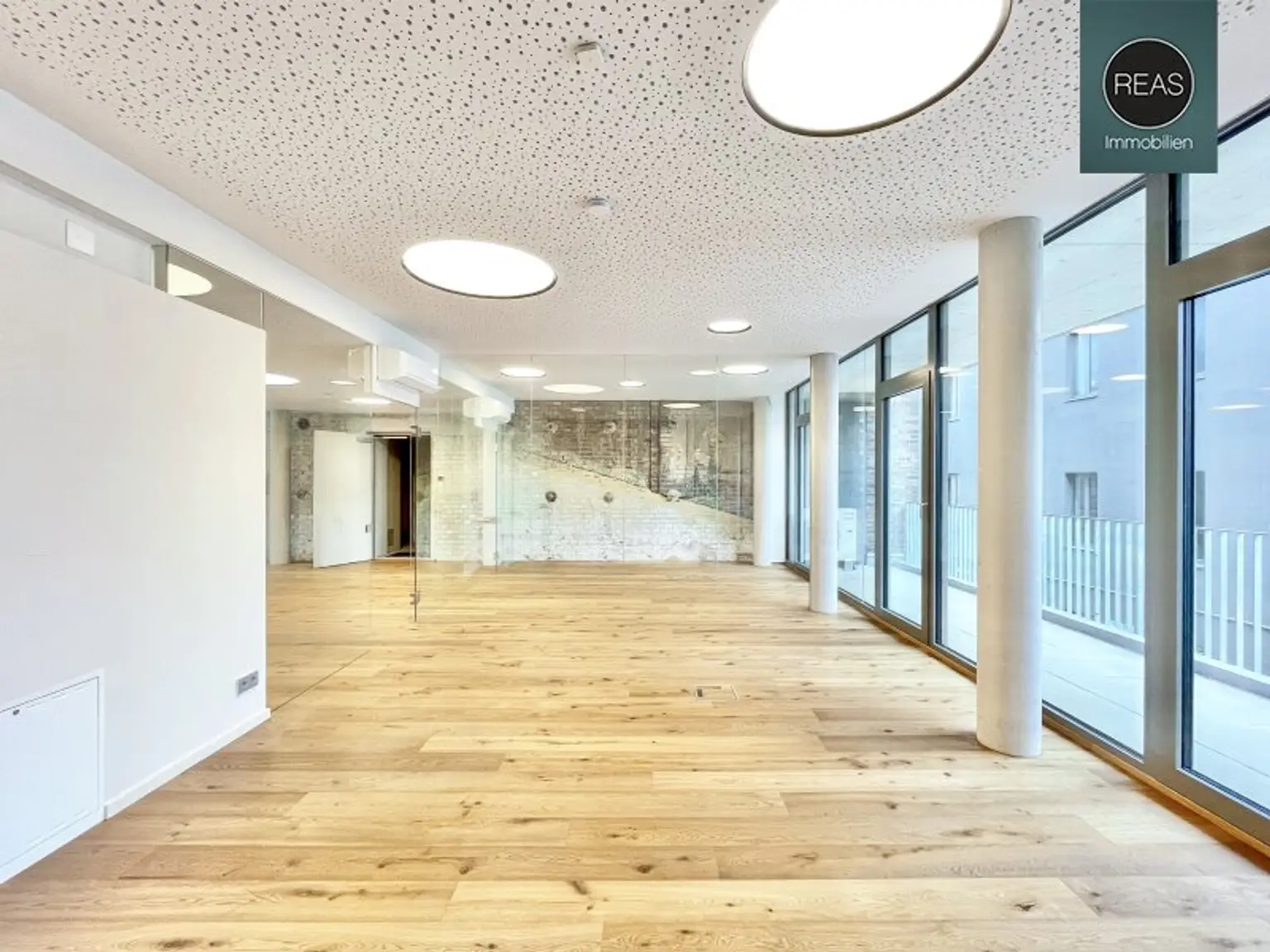 Sehr gut ausgestattetes Loft mit 2 Terrassen in der Brotfabrik Wien!