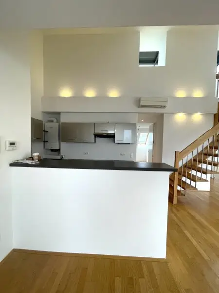 Sonnige 3,5-Zimmer Dachgeschoßwohnung mit Terrasse zu kaufen