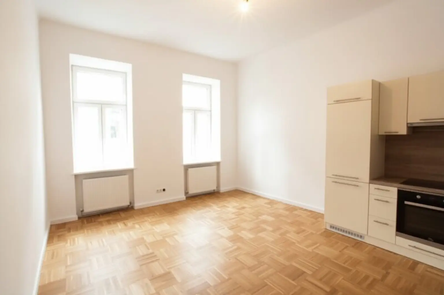 Sanierte helle Altbauwohnung - nähe U4 Hütteldorferstraße