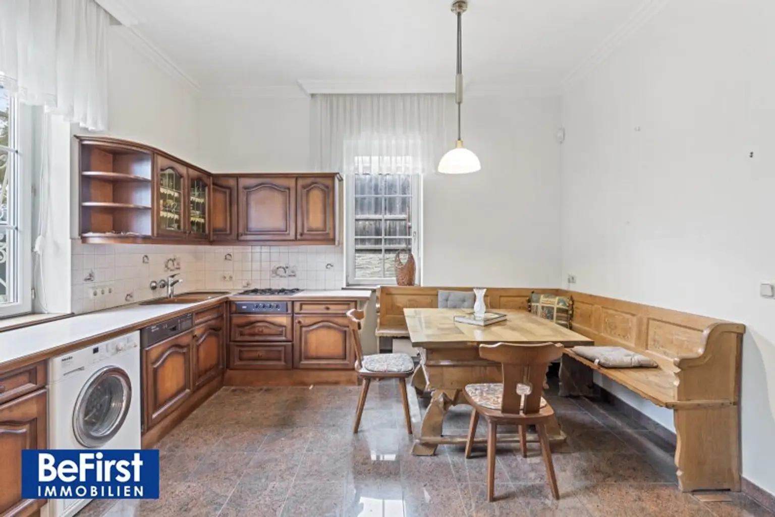 Exklusive Villa in phantastischer Lage von Klosterneuburg