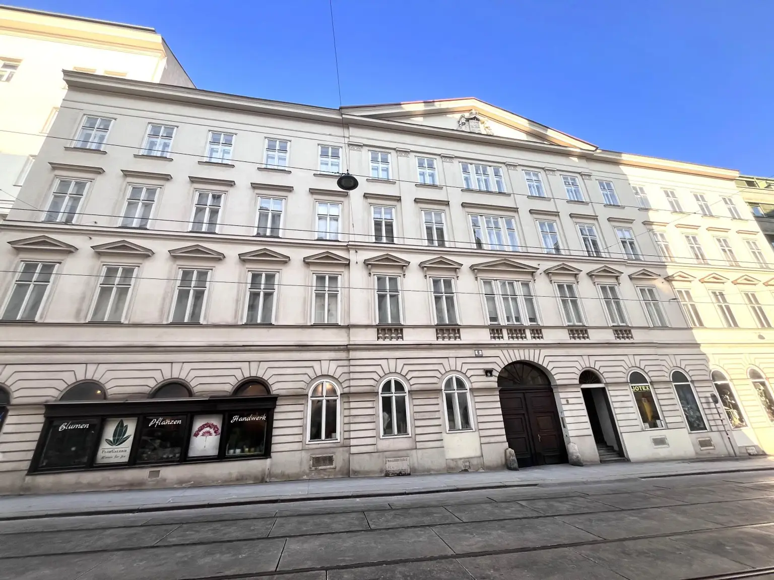 Altbau Wohnung mit Flair