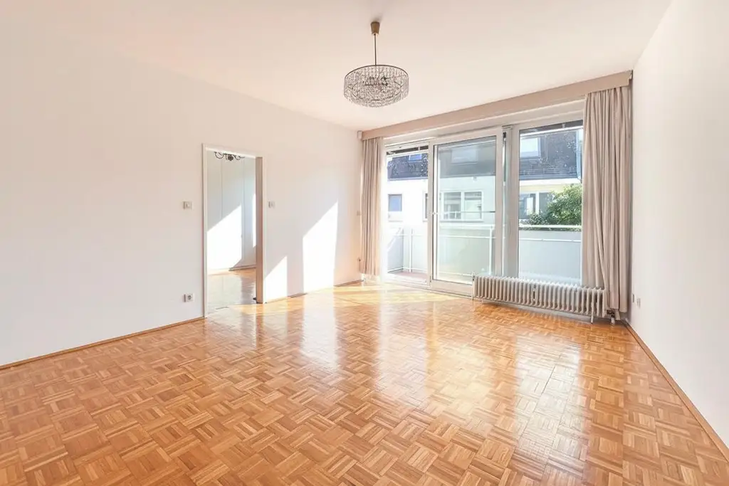 "Retro Chic Living! Nähe Pötzleinsdorfer Schlosspark inkl. 75 m² Dachterrasse"