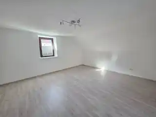 Zimmer 2 OG