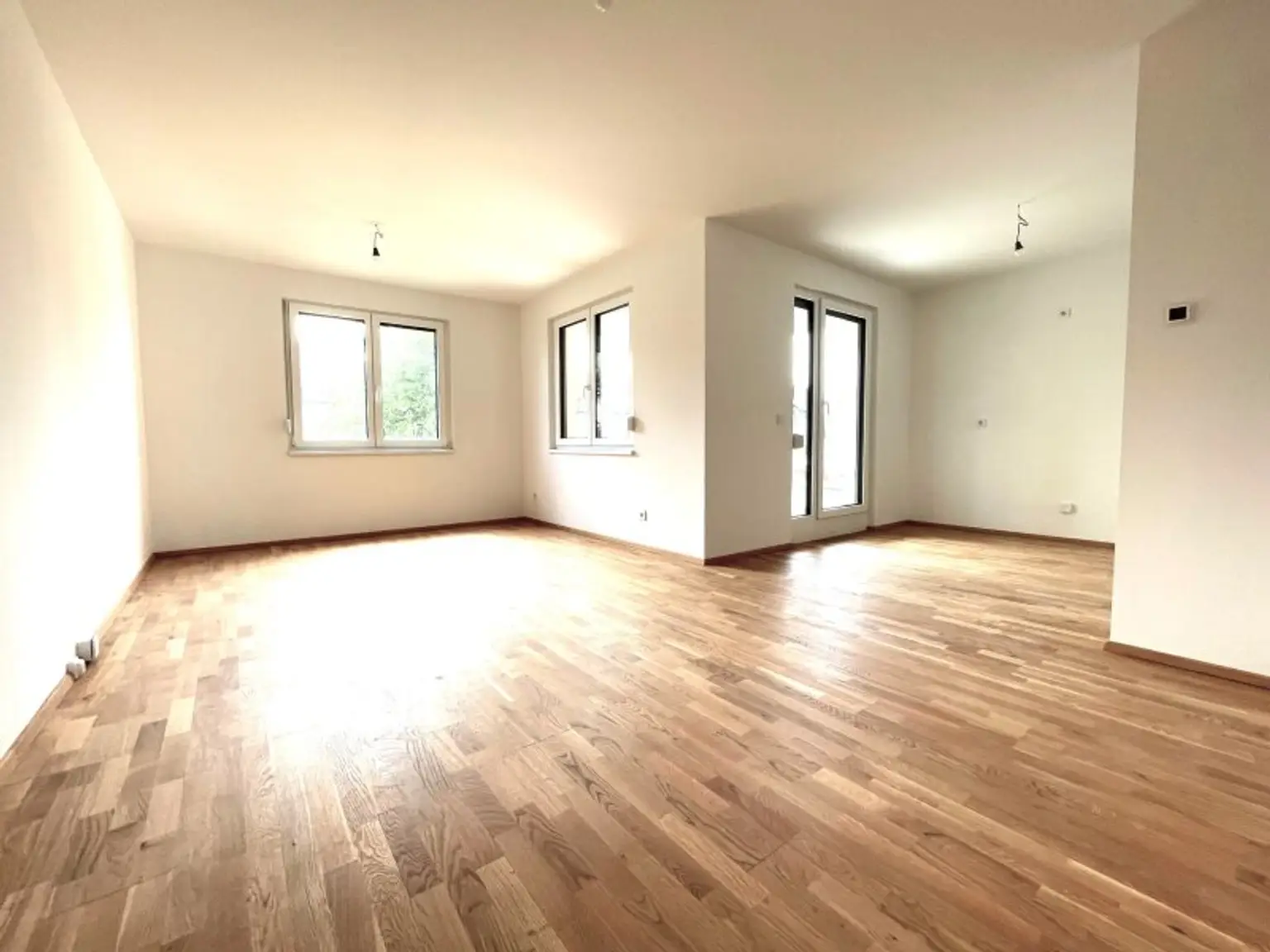 Wunderschöne 2 Zimmerwohnung in Grünruhelage mit Balkon