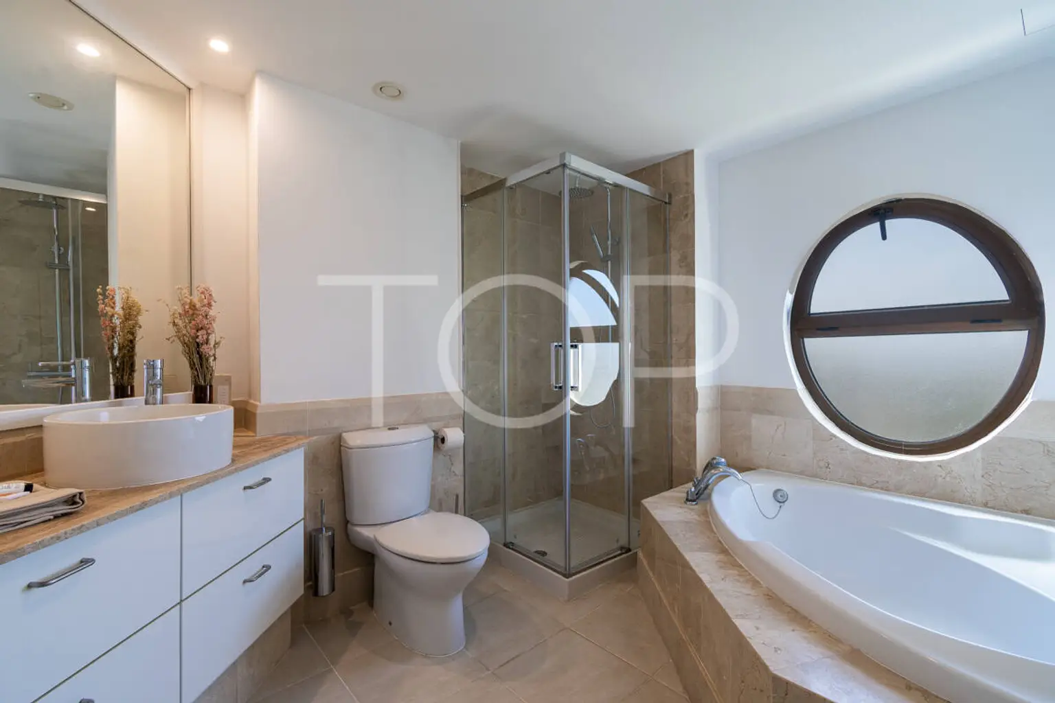 Atanaus-Los-Cristianos-Bathroom-Tenerife -7