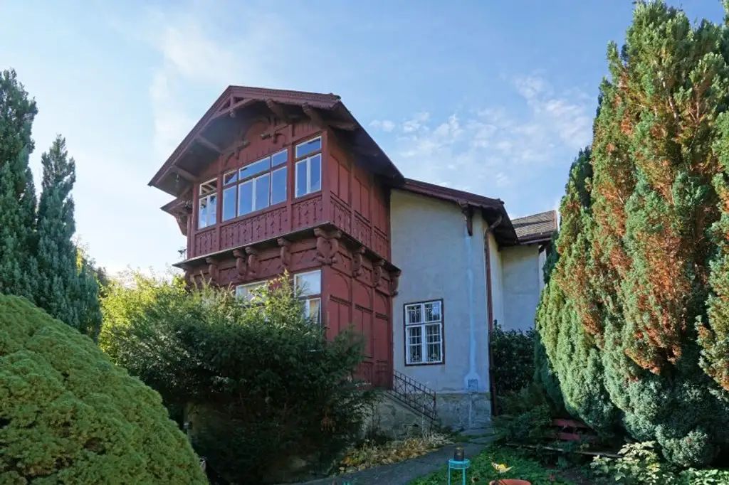 Einzigartige Wienerwaldvilla in Tullnerbach-Lawies - großzügiges Grundstück in absoluter Toplage