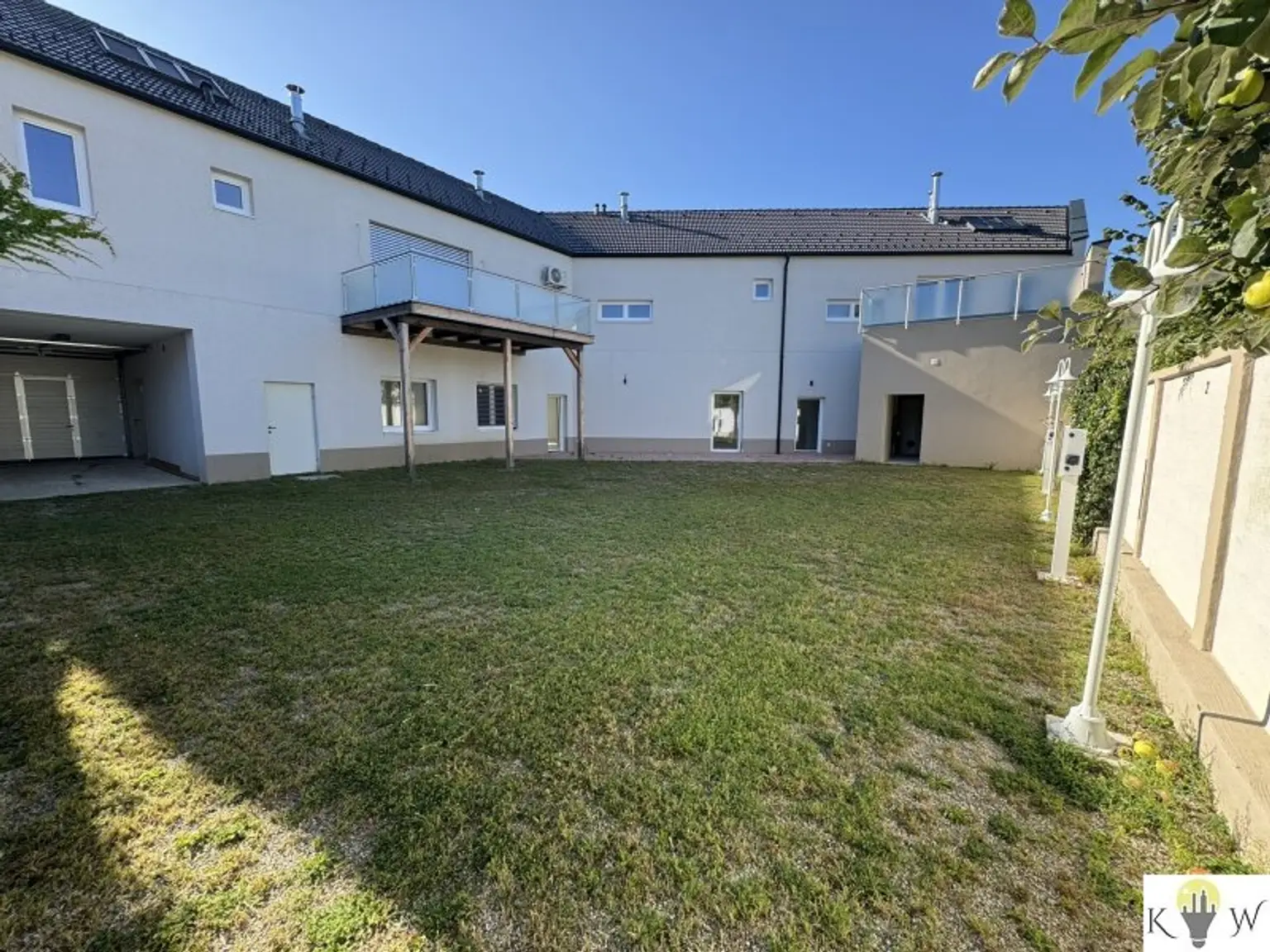 Charaktergeprägte Wohnung - Energieeffizient mit eigener PV-Anlage