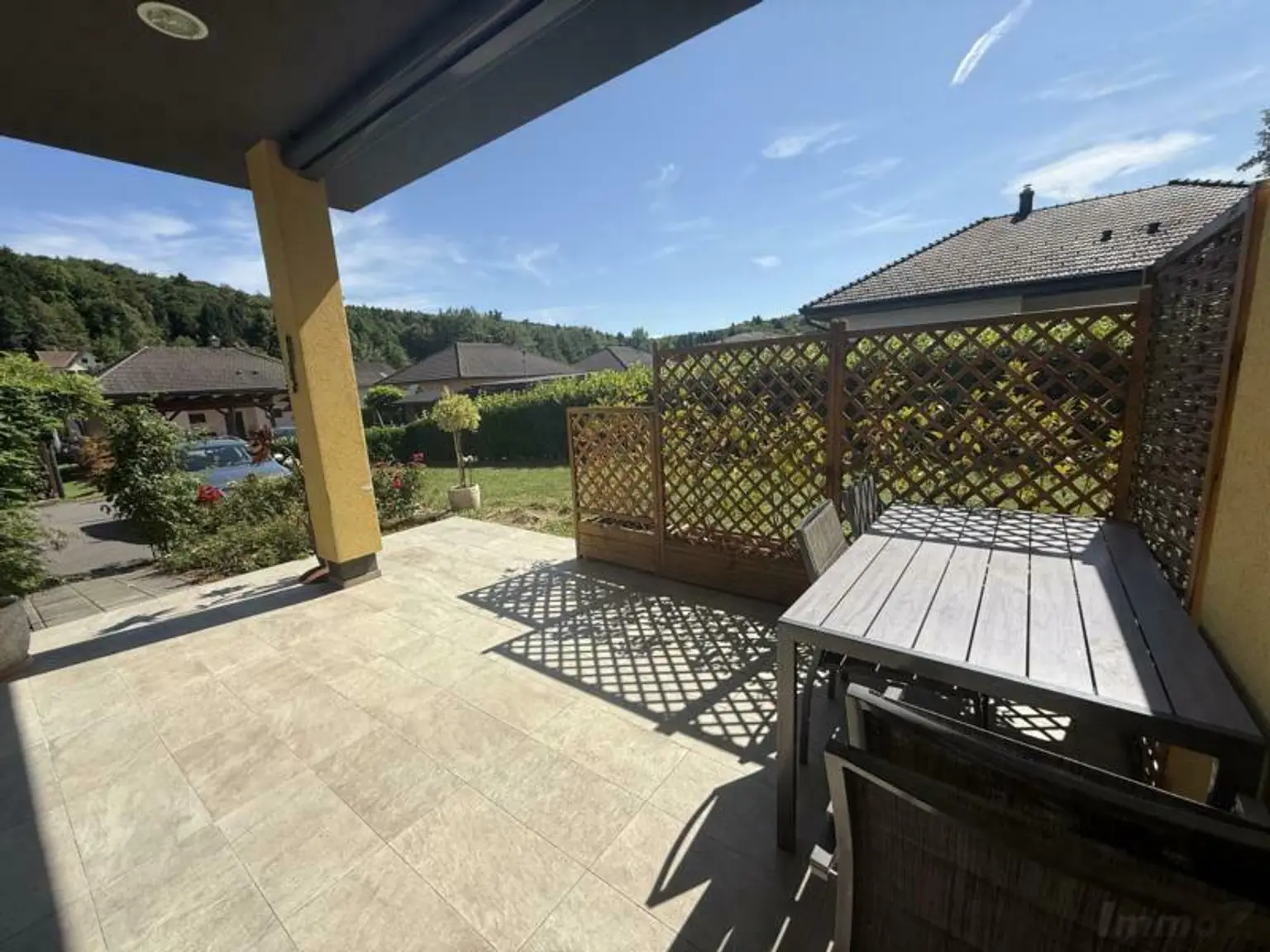 *** Eleganter und stilvoller Bungalow in begehrter Siedlungslage *** unmittelbare Nähe zur Stadt Feldbach ***