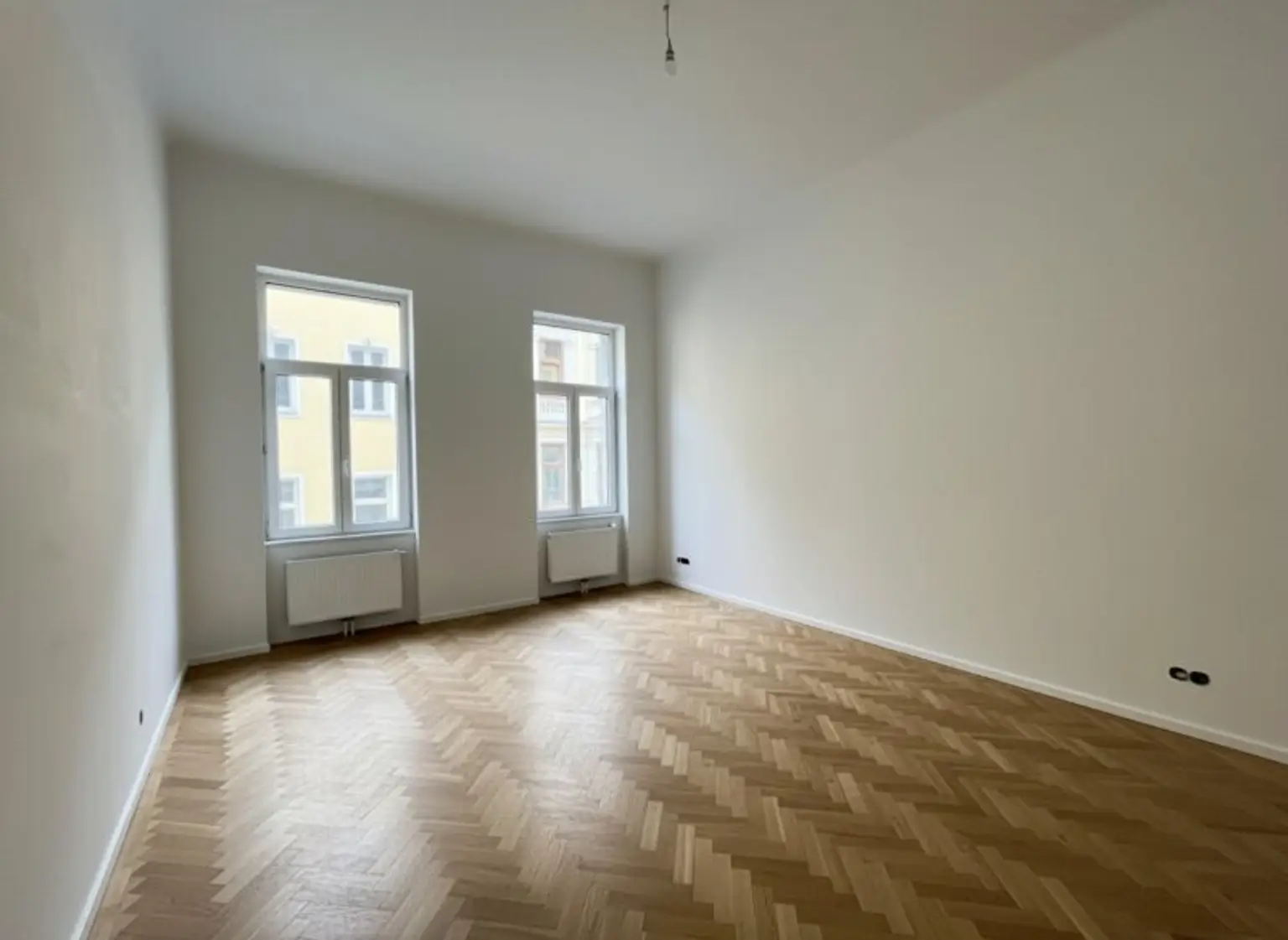 Ihr Erstbezug mit historischem Flair – im Herzen des 2. Bezirks, direkt beim Augarten.