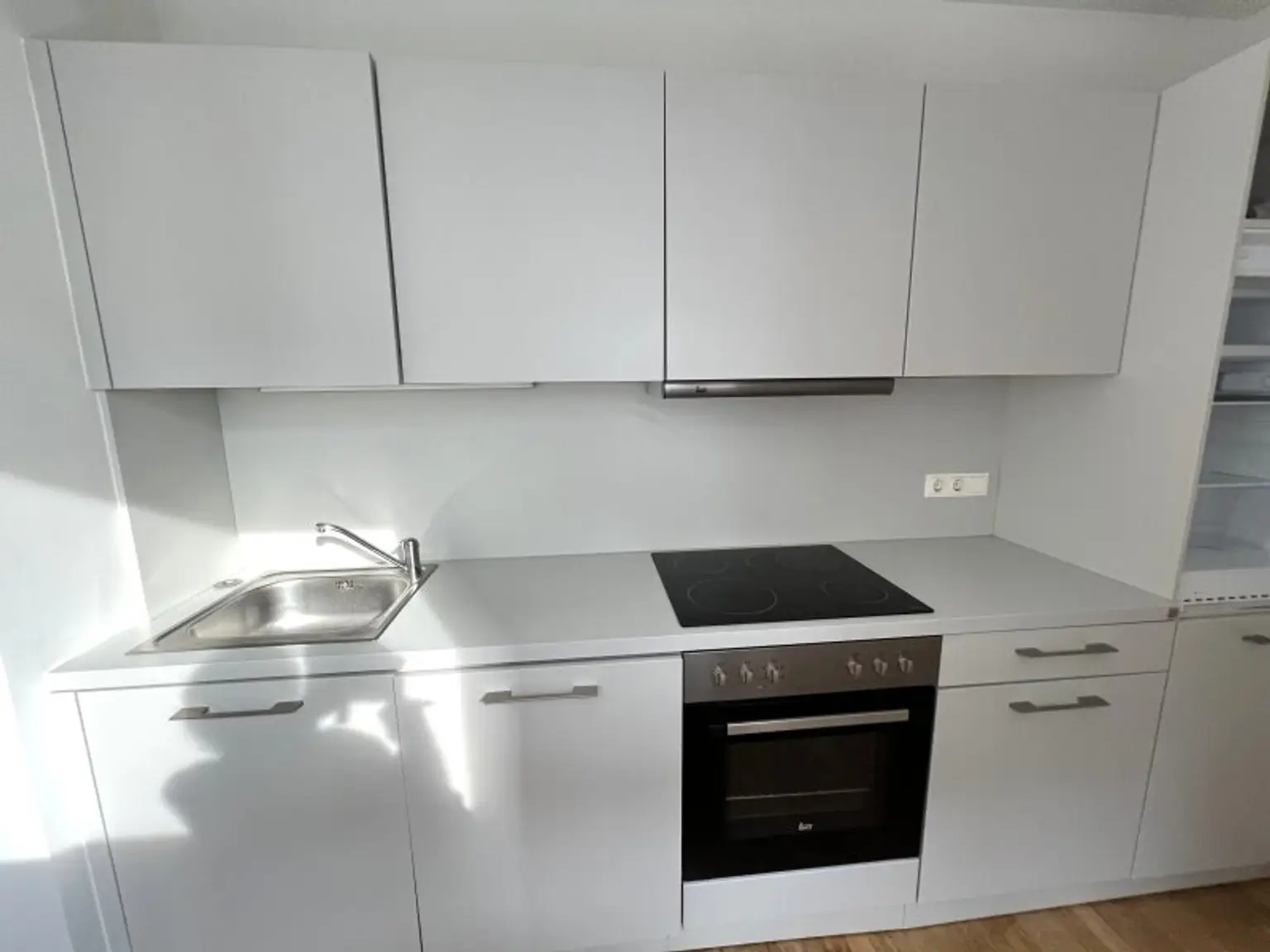 Attraktive 2-Zimmerwohnung mit Kühldecke und Balkon