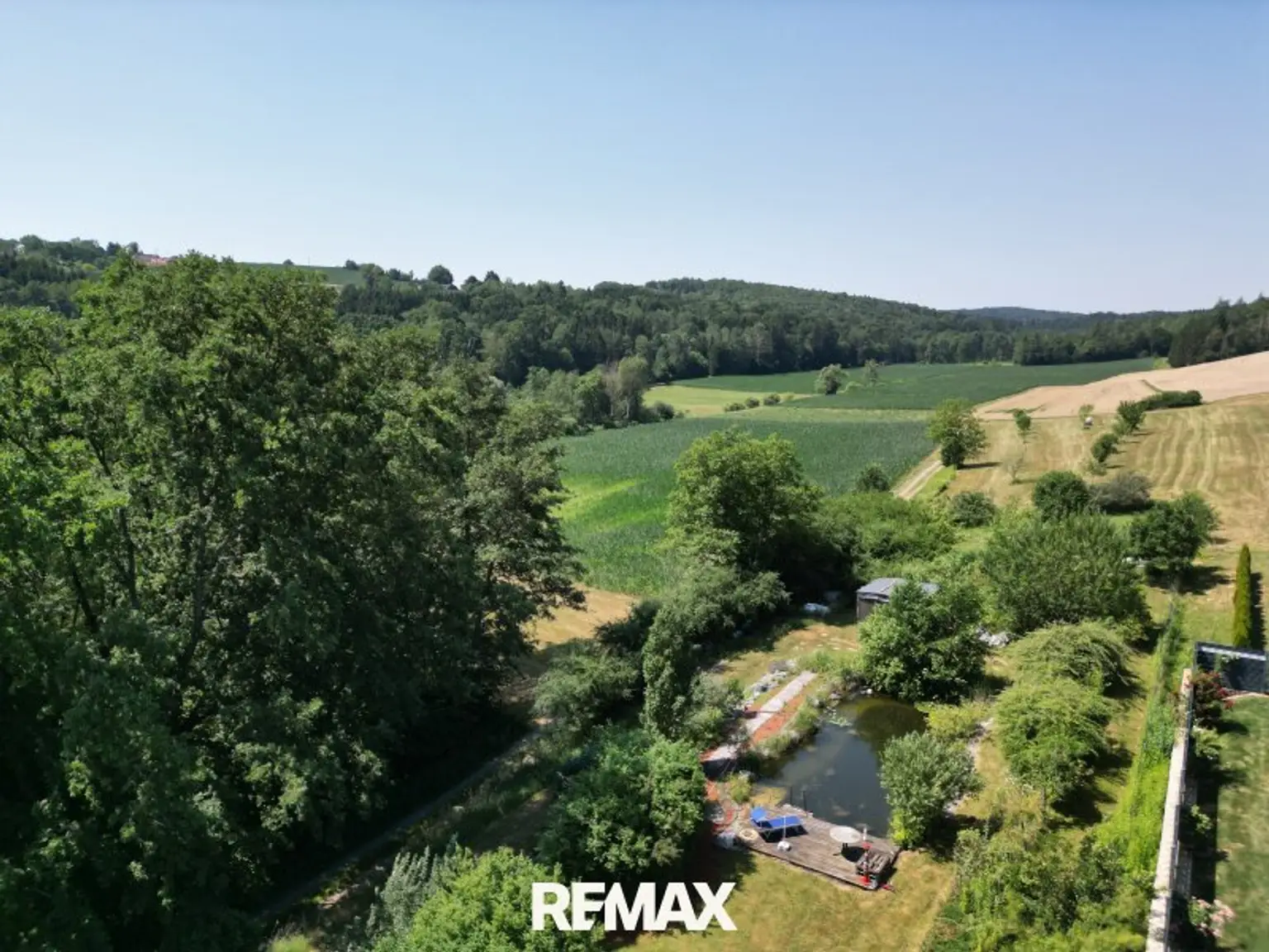 Idylle pur auf ca. 8.386 m² Eigengrund