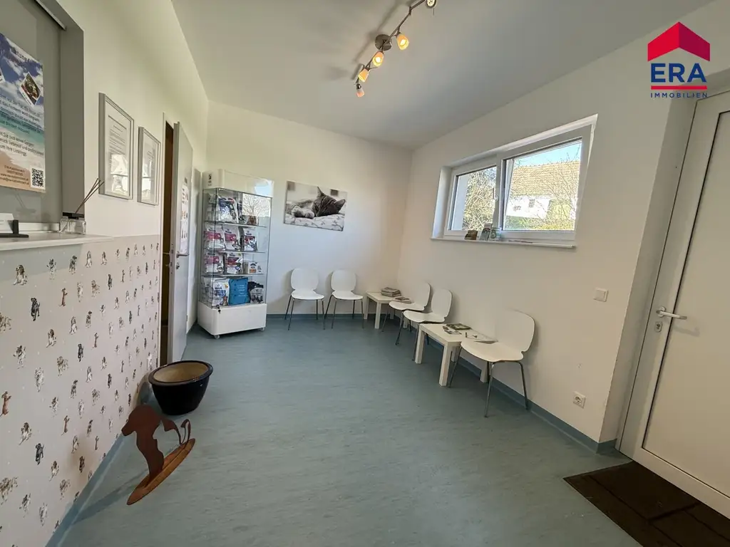 Hochwertige Bürofläche in zentraler Lage von Bad Pirawarth!