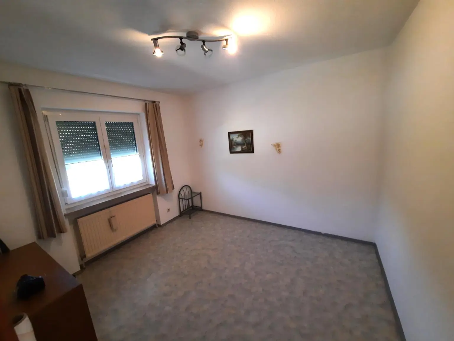 Vollunterkellerter Bungalow mit großem sonnigen Grundstück