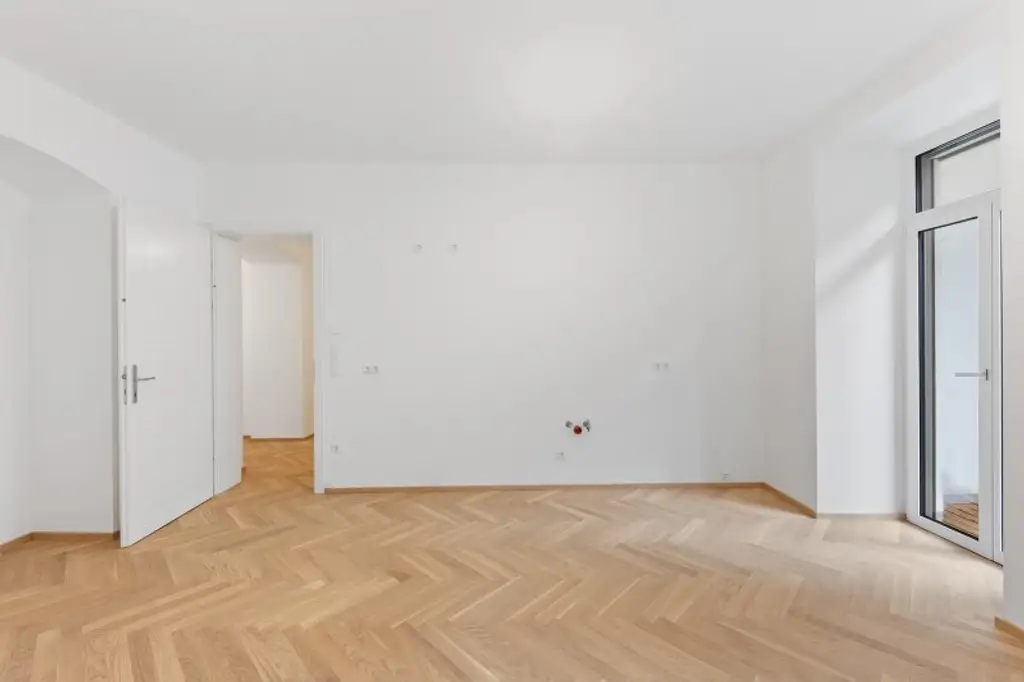 3-Zimmer-Altbaueigentumswohnung in generalsaniertem Altbau mit Terrasse und Garten